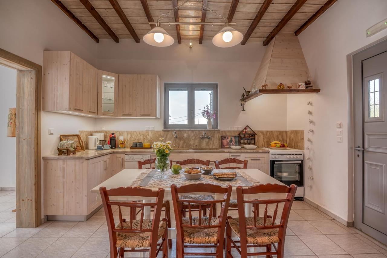 Вилла Lahardi - Seaside House Киссамос Экстерьер фото