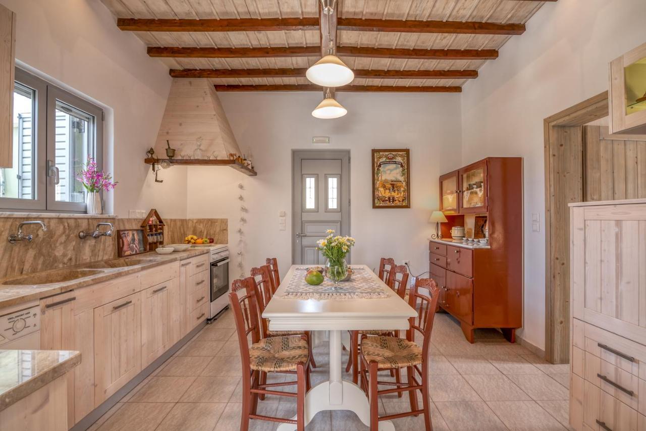 Вилла Lahardi - Seaside House Киссамос Экстерьер фото