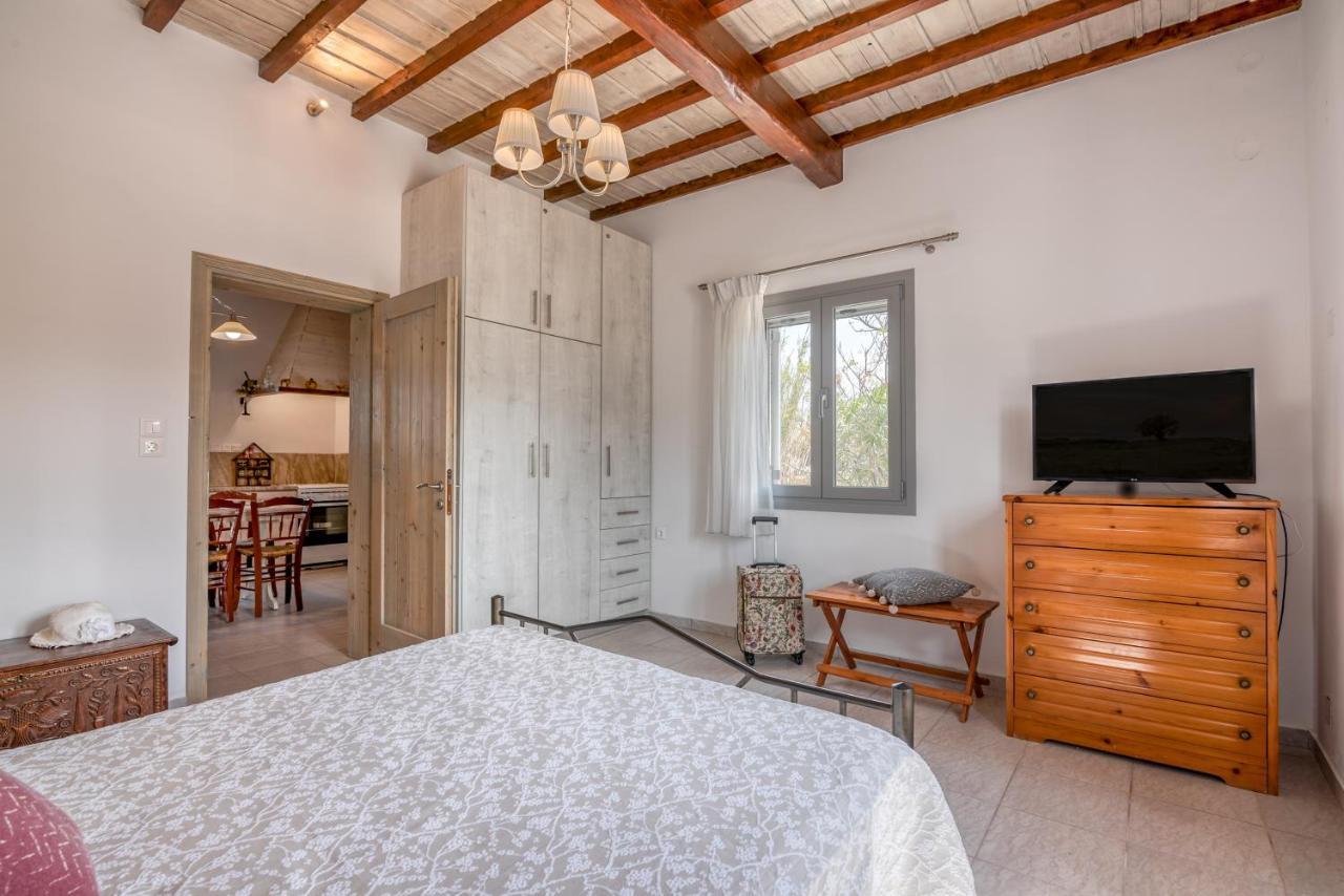 Вилла Lahardi - Seaside House Киссамос Экстерьер фото