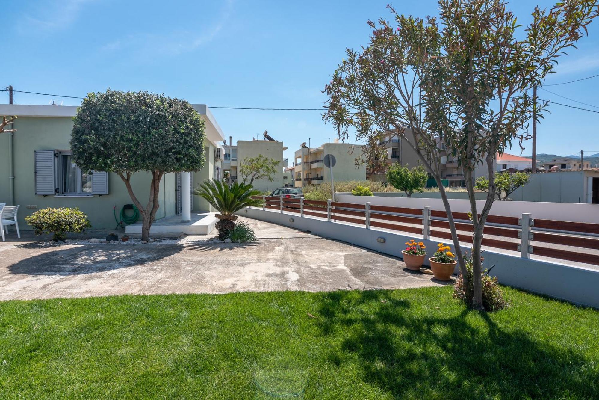 Вилла Lahardi - Seaside House Киссамос Экстерьер фото